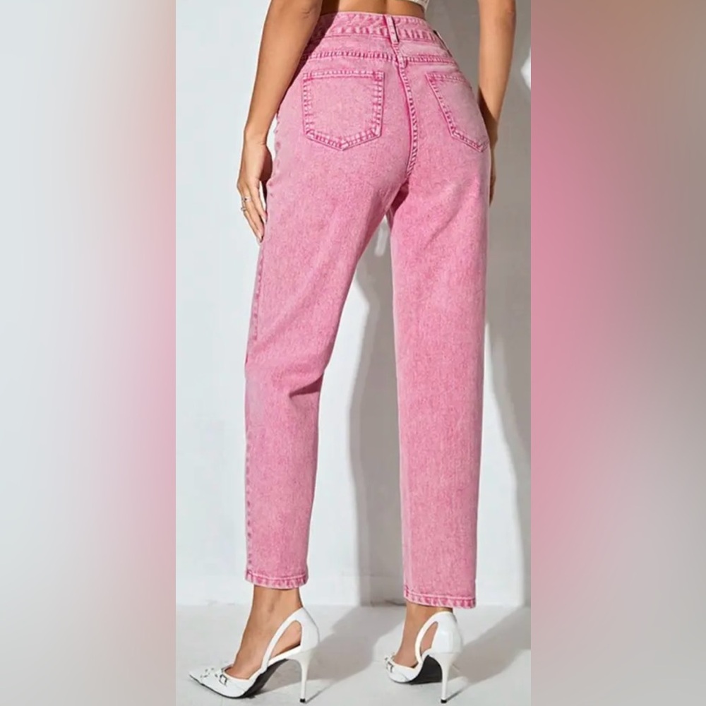 Pink Wash Straight Denim Mom Jeans | 30” Waist | 29” Inseam | NWT - Picture 5 of 7